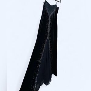 Y2K Blondie Nites Elegant Black Velvet Evening Gown with Rhinestones 12